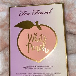 Too faced white peach eyeshadow